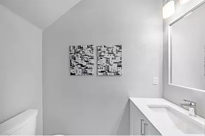 1251 NE 32nd St, Oakland Park, FL 33334 - Photo 23