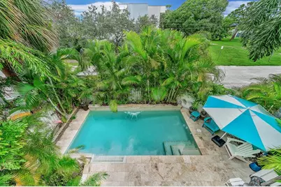 1251 NE 32nd St, Oakland Park, FL 33334 - Photo 43