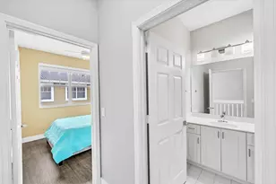 1251 NE 32nd St, Oakland Park, FL 33334 - Photo 33