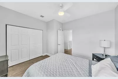 1251 NE 32nd St, Oakland Park, FL 33334 - Photo 31