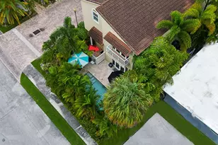 1251 NE 32nd St, Oakland Park, FL 33334 - Photo 15