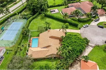 7604  Lexington Ln, Parkland, FL 33067 - Photo 3