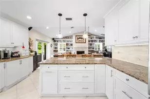 7604 Lexington Ln, Parkland, FL 33067 - Photo 7