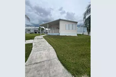 1601  US Highway 441, Okeechobee, FL 34974 - Photo 17