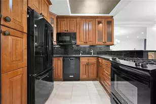 2030 S Ocean Dr, Hallandale Beach, FL 33009 - Photo 9