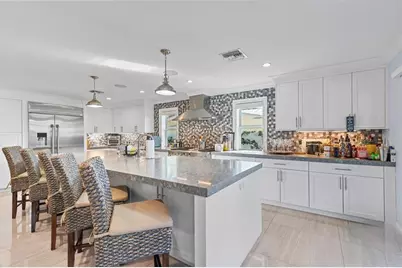 3250  Spanish River Dr, Pompano Beach, FL 33062 - Photo 15