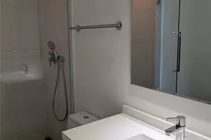 2000 Metropica Wy, Sunrise, FL 33323 - Photo 21