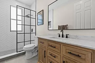 1121 NE 14th Ave, Fort Lauderdale, FL 33304 - Photo 7