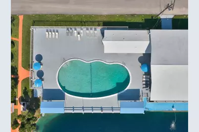 1000 SW 10th Ave, Unit #P4, Hallandale Beach, FL 33009 - Photo 35