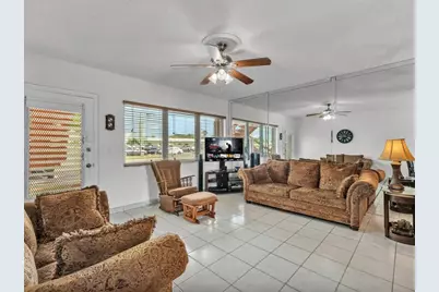1000 SW 10th Ave, Unit #P4, Hallandale Beach, FL 33009 - Photo 15