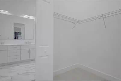 8504 NW 37th Ct, Pembroke Pines, FL 33024 - Photo 19