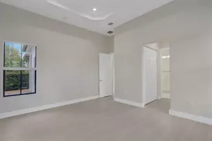 8504 NW 37th Ct, Pembroke Pines, FL 33024 - Photo 15