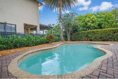 8504 NW 37th Ct, Pembroke Pines, FL 33024 - Photo 31