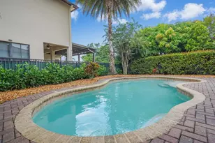 8504 NW 37th Ct, Pembroke Pines, FL 33024 - Photo 31