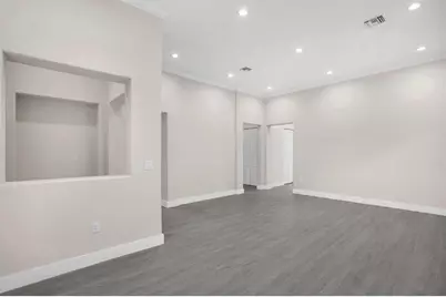 8504 NW 37th Ct, Pembroke Pines, FL 33024 - Photo 9