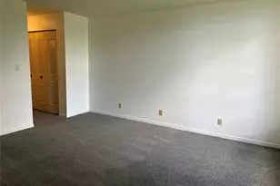 6123 Coral Lake Dr, Pompano Beach, FL 33063 - Photo 9