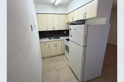 4649  Bougainvilla Dr, Unit #4, Lauderdale by the Sea, FL 33308 - Photo 3