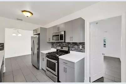 7021  Park St, Hollywood, FL 33024 - Photo 3