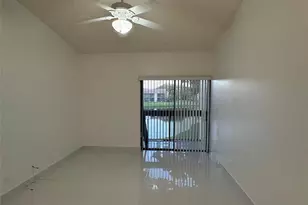 2035 SW 15th St, Deerfield Beach, FL 33442 - Photo 3