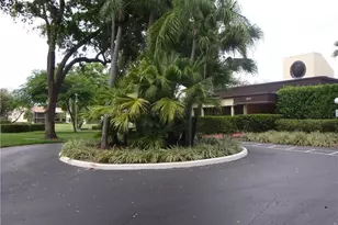 2035 SW 15th St, Deerfield Beach, FL 33442 - Photo 25