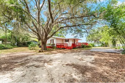 140  Morris Lake Drive, Hawthorne, FL 32640 - Photo 1