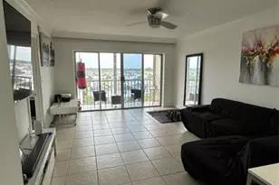 1101 Crystal Lake Dr, Deerfield Beach, FL 33064 - Photo 15