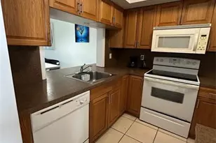 1101 Crystal Lake Dr, Deerfield Beach, FL 33064 - Photo 45