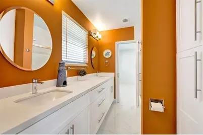 2732 NE 26th St, Fort Lauderdale, FL 33305 - Photo 47