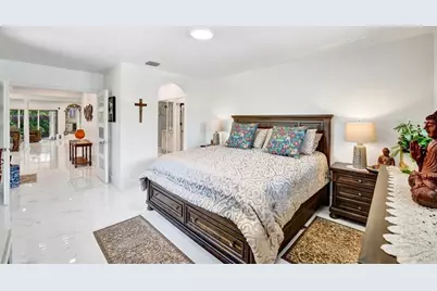 2732 NE 26th St, Fort Lauderdale, FL 33305 - Photo 9