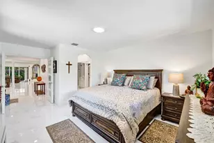 2732 NE 26th St, Fort Lauderdale, FL 33305 - Photo 9