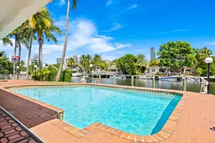 625 Oleander Dr, Hallandale Beach, FL 33009 - Photo 11