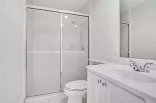 8168 Montserrat Pl, Wellington, FL 33414 - Photo 23