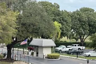 5860 NW 44th St, Lauderhill, FL 33319 - Photo 15