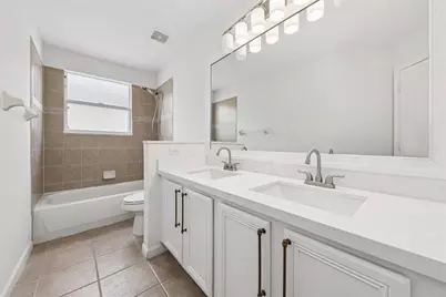 106  Newberry Ln, Royal Palm Beach, FL 33414 - Photo 21