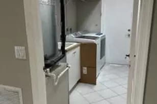 472 Fairmont Ln, Weston, FL 33326 - Photo 23