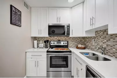 4980 E Sabal Palm Boulevard, Unit #124, Tamarac, FL 33319 - Photo 21