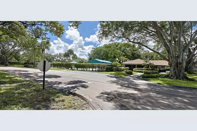 3993  Cypress Reach Ct, Unit #501, Pompano Beach, FL 33069 - Photo 3