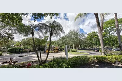 3993  Cypress Reach Ct, Unit #501, Pompano Beach, FL 33069 - Photo 5