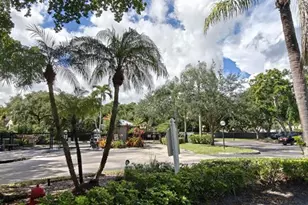 3993 Cypress Reach Ct, Pompano Beach, FL 33069 - Photo 5