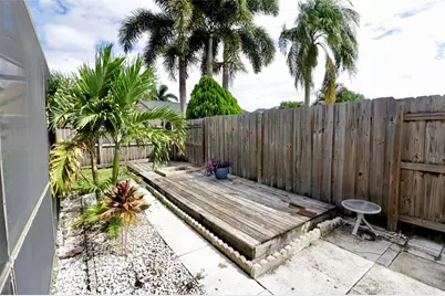 7782  Blairwood Cir N, Lake Worth, FL 33467 - Photo 35