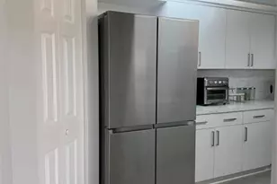 12850 SW 4th Ct, Pembroke Pines, FL 33027 - Photo 3