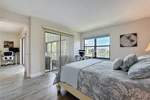 2309 S Cypress Bend Dr, Pompano Beach, FL 33069 - Photo 7