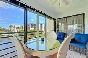 2309 S Cypress Bend Dr, Pompano Beach, FL 33069 - Photo 13