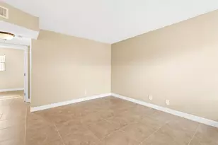 101 NE 41st St, Fort Lauderdale, FL 33334 - Photo 9