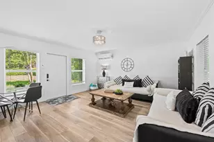 311 SE 3rd Ave, Delray Beach, FL 33483 - Photo 7