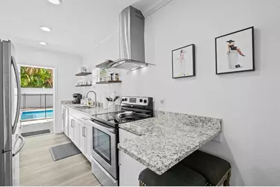 311 SE 3rd Ave, Delray Beach, FL 33483 - Photo 5