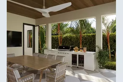 2279  Eagle Oaks Ln, West Palm Beach, FL 33401 - Photo 5