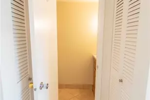 300 Diplomat Pkwy, Hallandale Beach, FL 33009 - Photo 13