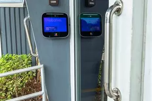 300 Diplomat Pkwy, Hallandale Beach, FL 33009 - Photo 17