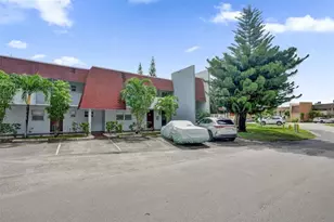 2990 NW 46th Ave, Lauderdale Lakes, FL 33313 - Photo 27